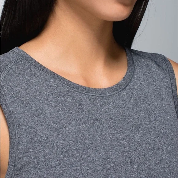 (SOLD) LULULEMON In The Flow Sleeveless Ruched Dress Grey Size 6 - Picture 5 of 11